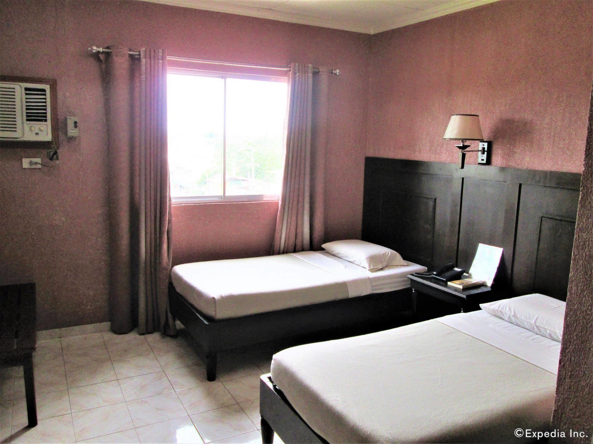 Miami Inn Cagayán de Oro Exterior foto